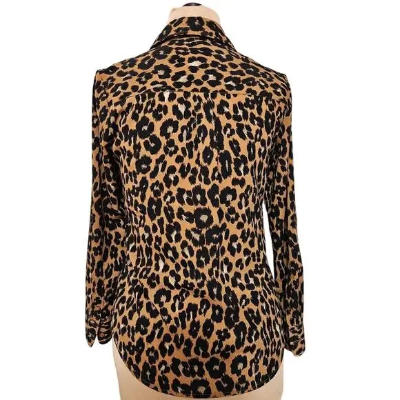 Talbots Leopard Print Button Front Long Sleeve Blouse Shirt Top Size Small - Picture 2 of 10